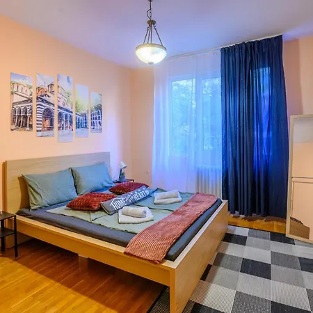 Cozy By Ndk And Vitosha Blvd With Free Secured Parking And Two Terraces