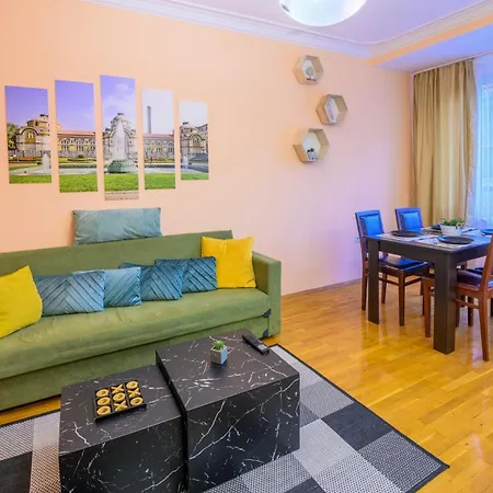 Cozy By Ndk And Vitosha Blvd With Free Secured Parking And Two Terraces Sofia